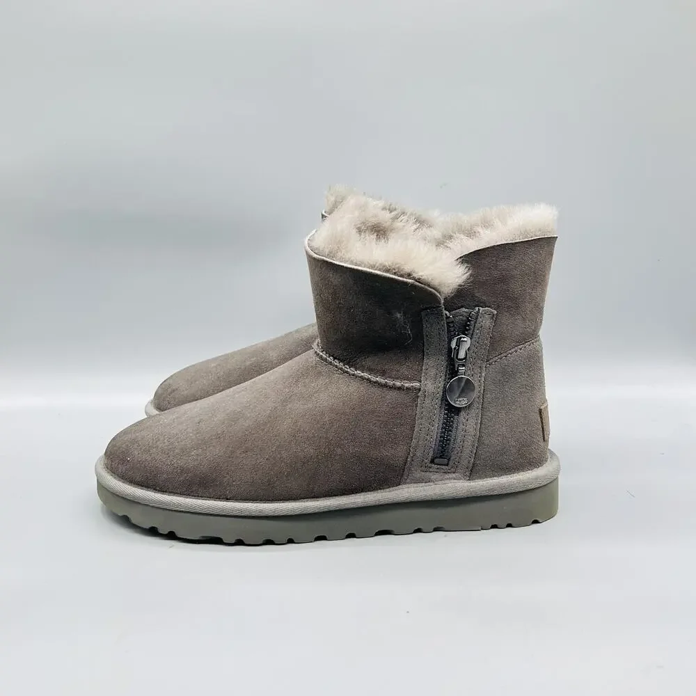 UGG Boots Womens 7 Gray Suede Shearling Lined Ankle Zip Winter Booties Shoes